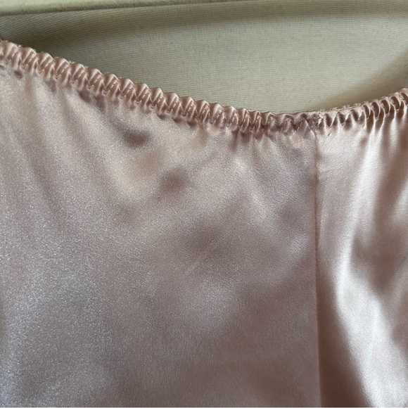 VICTORIA’S SECRET Vintage Y2K Satin Tap Shorts Blush Pink with Lace Trim Medium - Picture 5 of 13